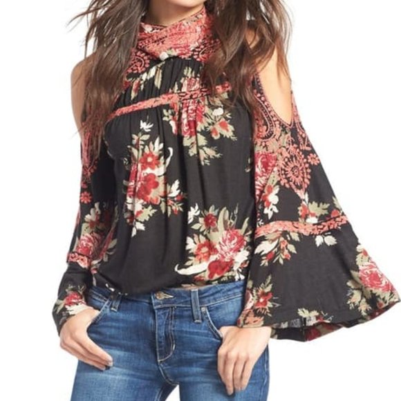 Free People Tops - Free People Bainbridge Cold Shoulder Top NWT Small
